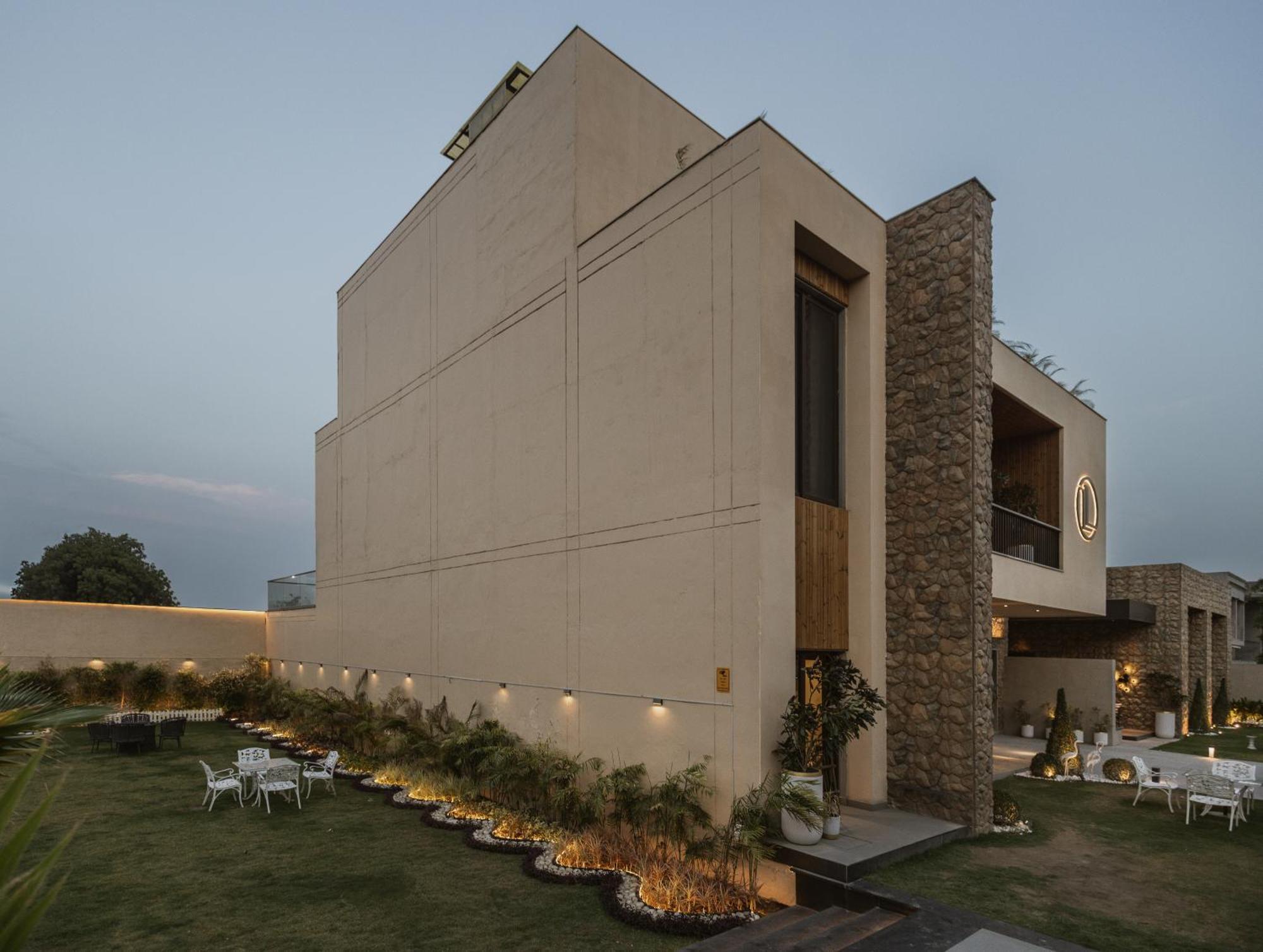 Luxury Lofts Hotel Amritsar Eksteriør billede